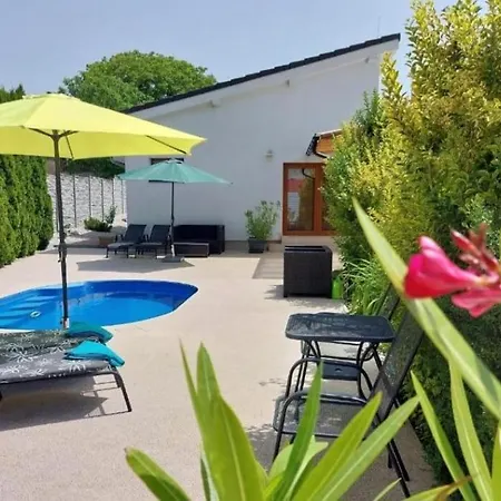 Village Romantic By Cesky Krumlov Adults Only Apartamento