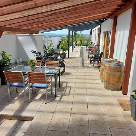 Village Romantic By Cesky Krumlov Adults Only Апартаменты Strizov
