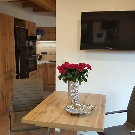 Village Romantic Near Cesky Krumlov (adults Only) Strizov